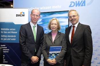 DVGW und DWA übergeben Forschungsmemorandum an Bundesforschungsministerin Prof. Dr. Johanna Wanka